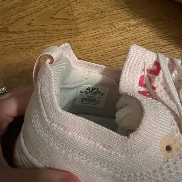 Apl limited edition TechLoom - Picture 4 of 4